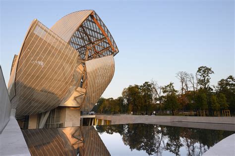 frank gehry parigi louis vuitton|which museum have louis vuitton.